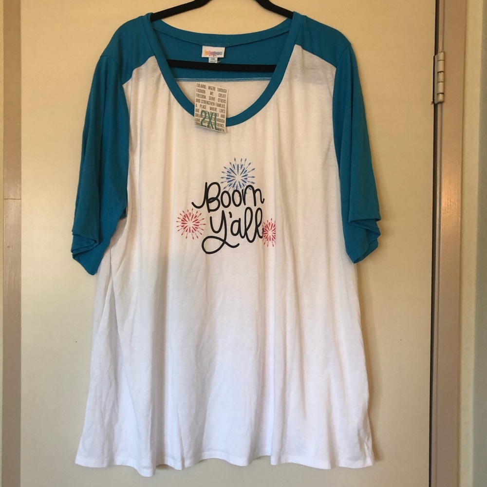 Lularoe Boyfriend T. NWT 2XL
